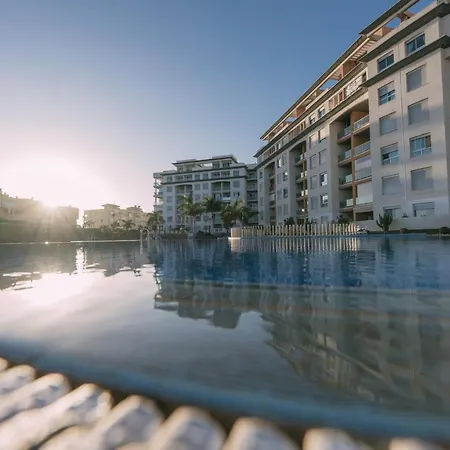 아파트 Golf Del Sur. 2 Bedrooms. Pool. Terrace. 산미겔데아보나