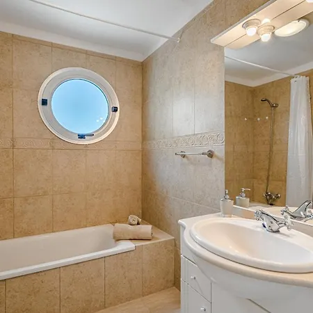 Golf Del Sur. 2 Bedrooms. Pool. Terrace. 아파트 산미겔데아보나
