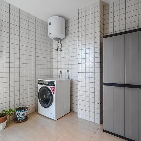 아파트 Golf Del Sur. 2 Bedrooms. Pool. Terrace. 산미겔데아보나